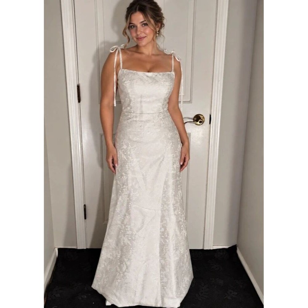 Beautiful wedding dress
